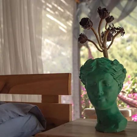 The Fabric Lounge Hotel