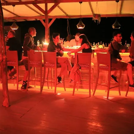 The Fabric Lounge فاراليا