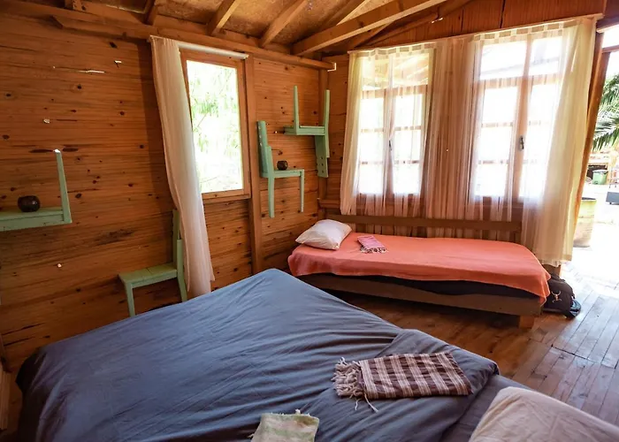 The Fabric Lounge 2*