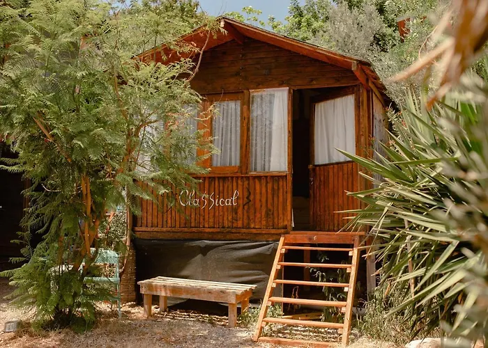 The Fabric Lounge 2*